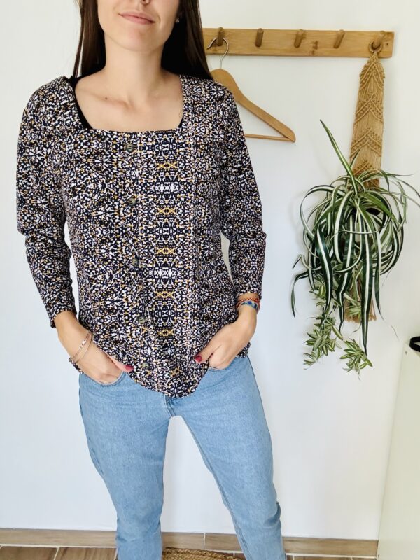 Blouse col carré